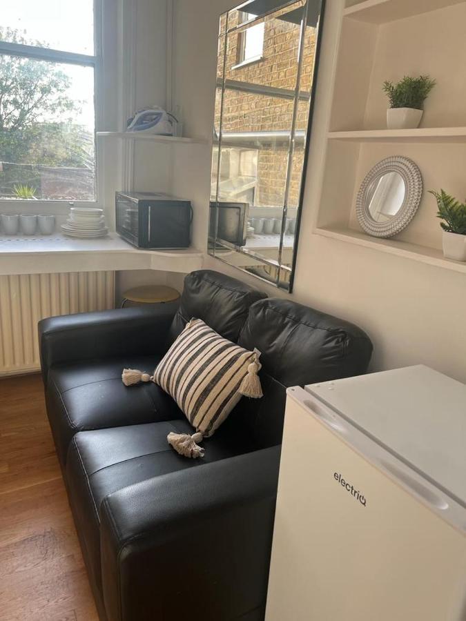 Lovely First Floor Flat-2 Londen Buitenkant foto