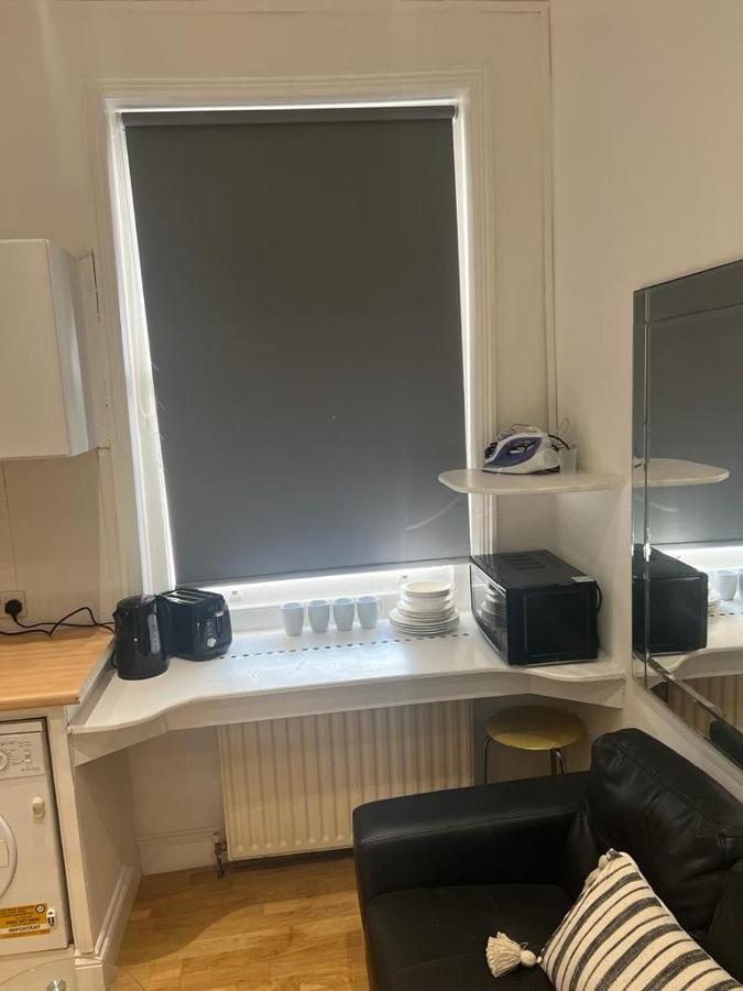 Lovely First Floor Flat-2 Londen Buitenkant foto